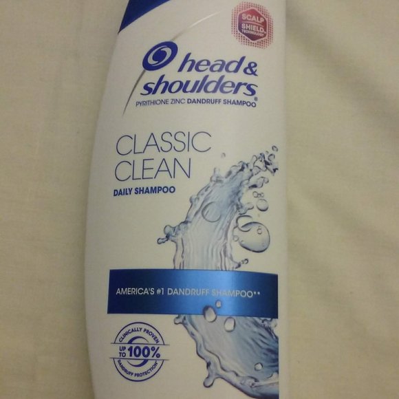 Head & Shoulders (P&G) Classic Clean Dandruff Shampoo, NEW - Picture 3 of 4